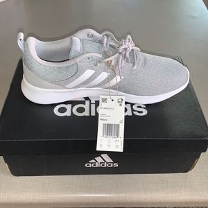 Gray Adidas QT Racer 2.0 Cloudfoam athletic shoe